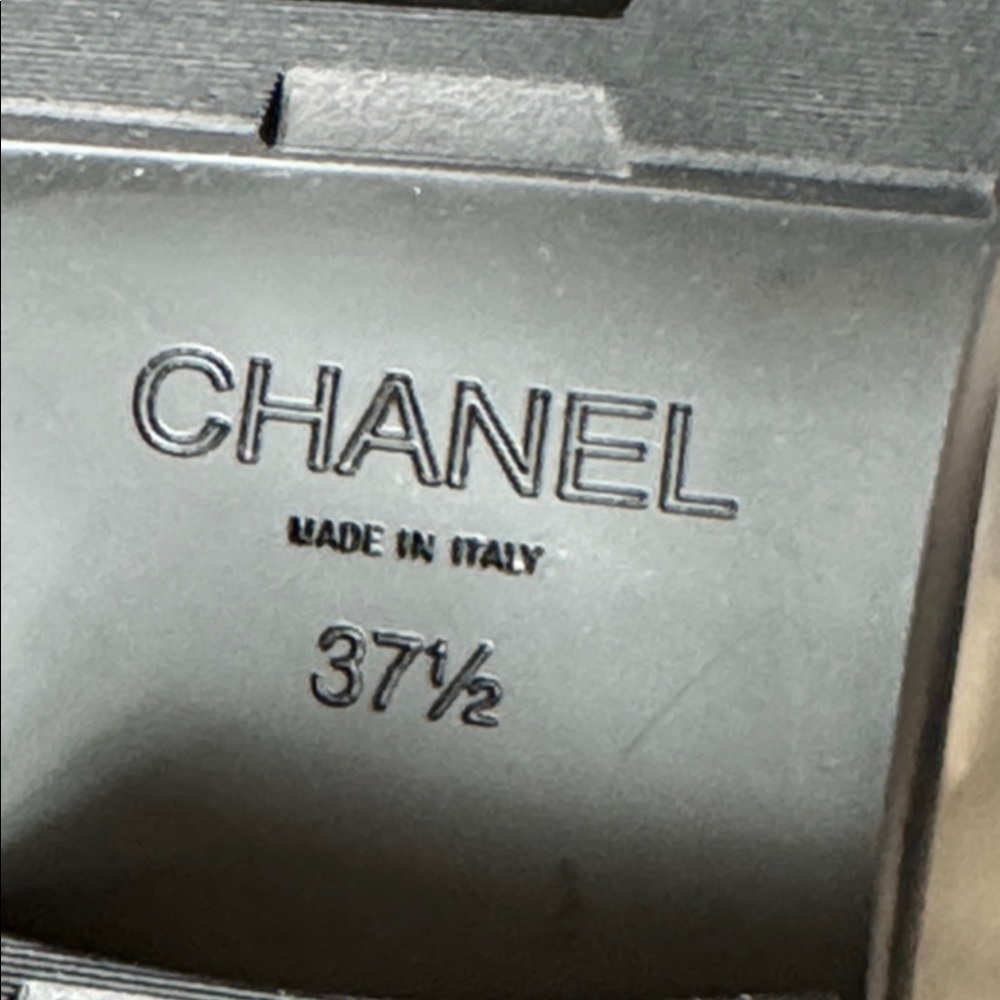 Chanel black shiny calf loafers moccasins chunky flats silver logo sz 37.5 - Picture 12 of 12